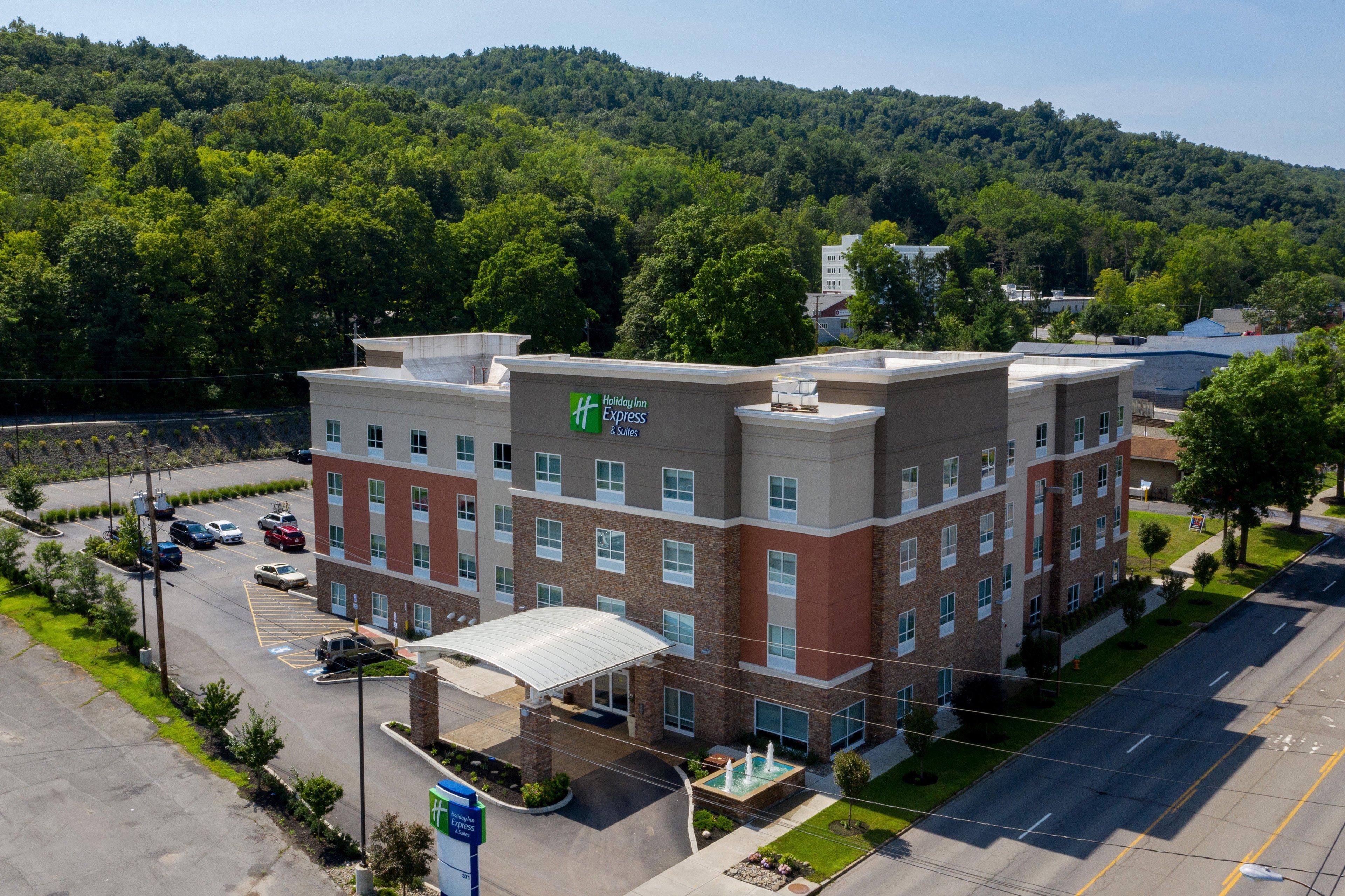 Holiday Inn Express & Suites Ithaca By Ihg Luaran gambar