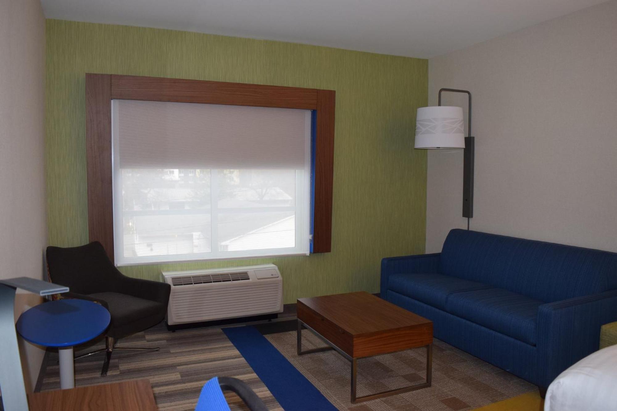 Holiday Inn Express & Suites Ithaca By Ihg Luaran gambar